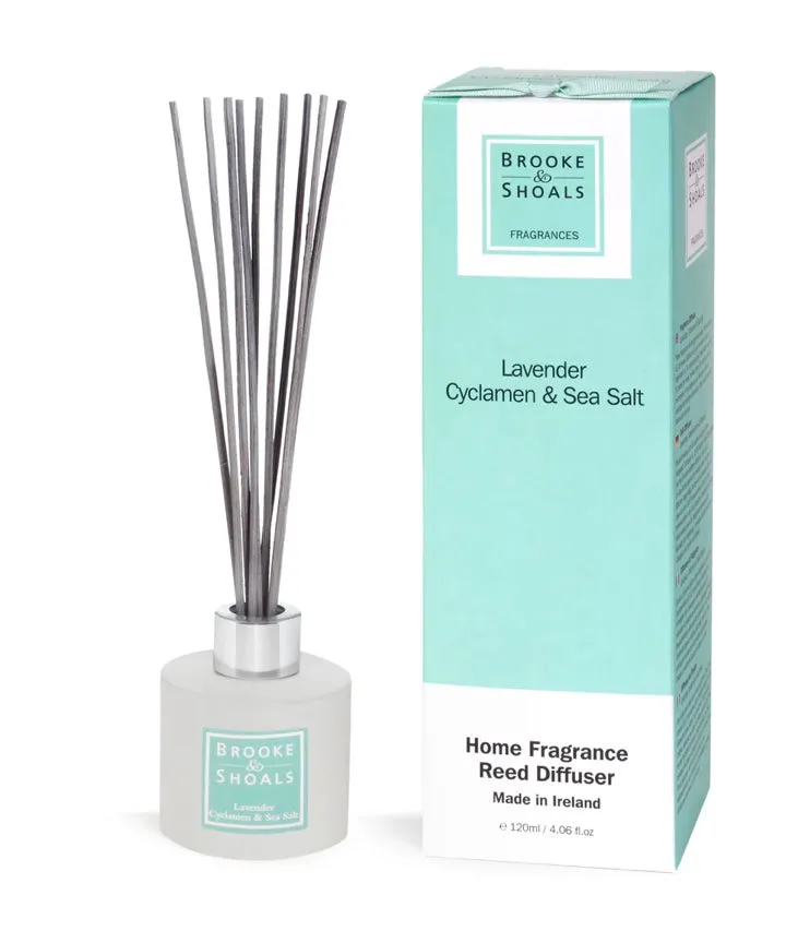 Brooke & Shoals Lavender Cyclamen Seasalt Candle