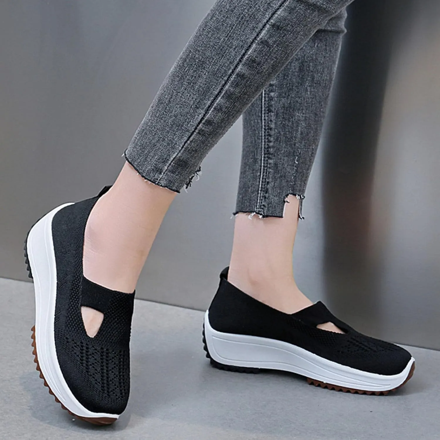 Fashion Summer Women Sports Shoes Flat Bottom Non Slip Mesh Hollow Upper Breathable Soft Slip On Low Top Platform Shoe
