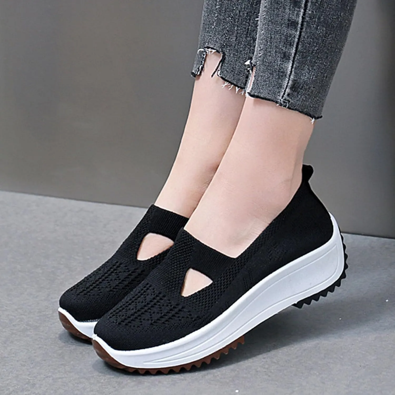Fashion Summer Women Sports Shoes Flat Bottom Non Slip Mesh Hollow Upper Breathable Soft Slip On Low Top Platform Shoe