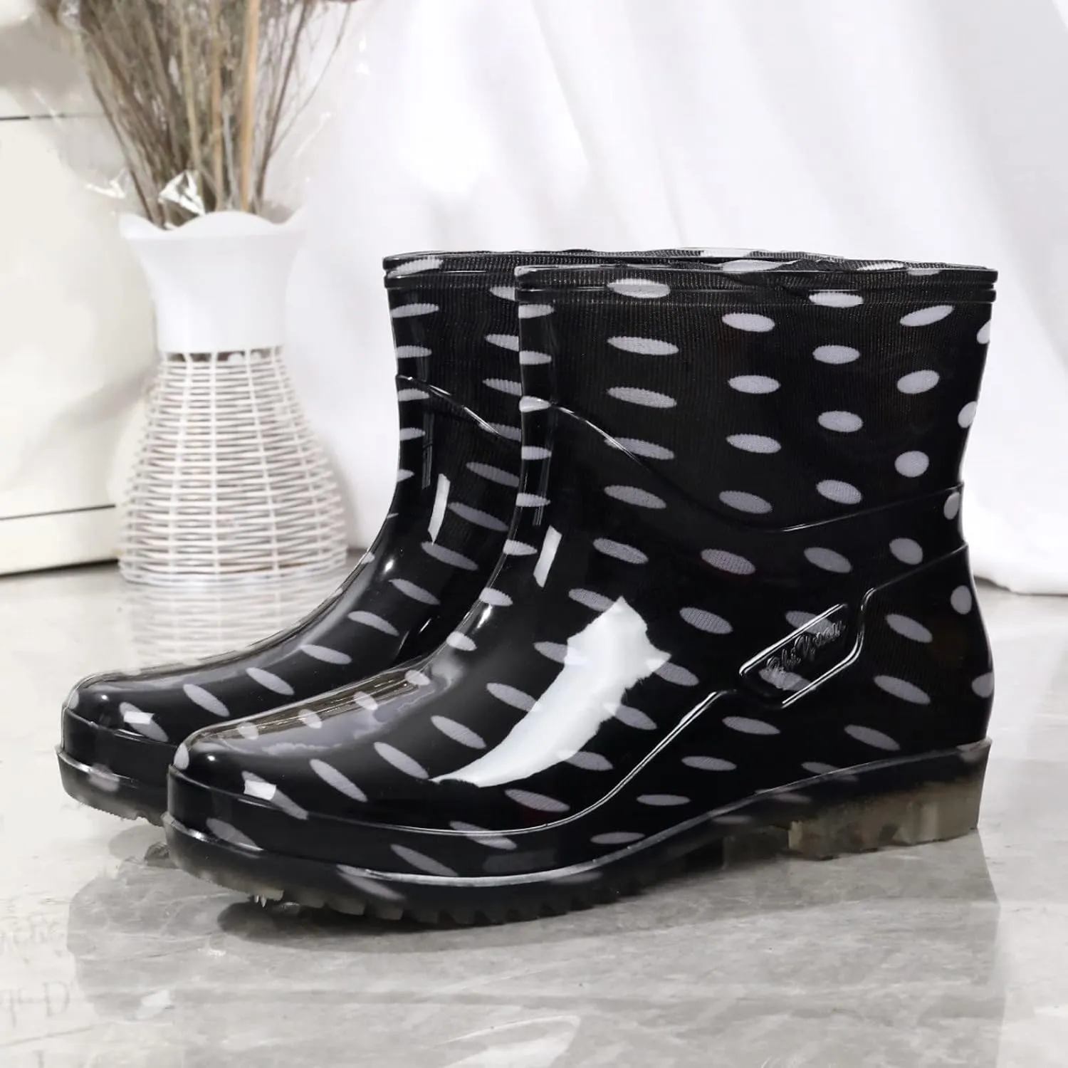 Rain Boots Women Short Cute Women Rain Boots Wide Calf Lightweight Waterproof Fall Slip On Garden Outdoor Shoes