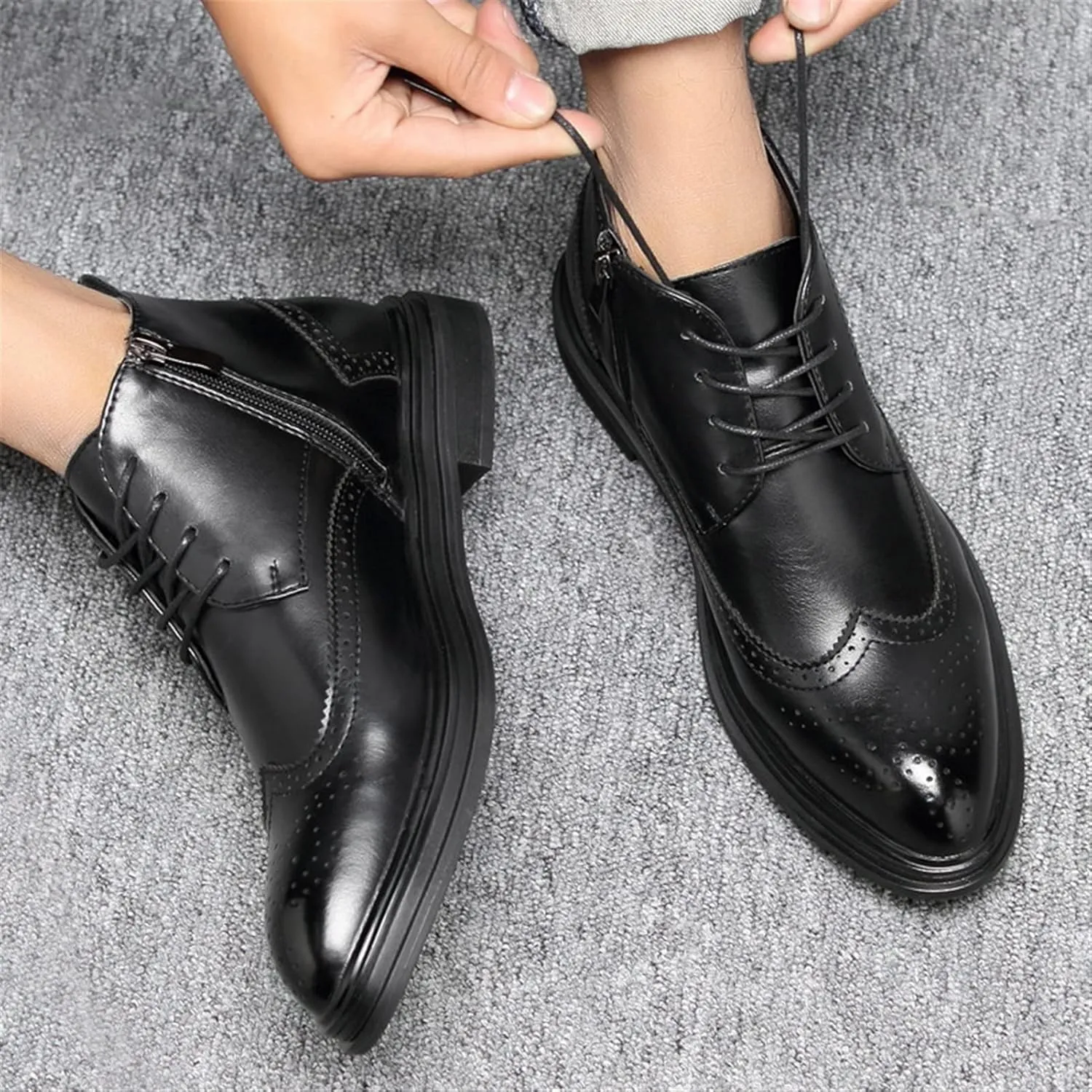 Round Toe Boots for Men Carved Brogue Win Tip PU Waterproof Slip Resistant Wearable Vintage Dress