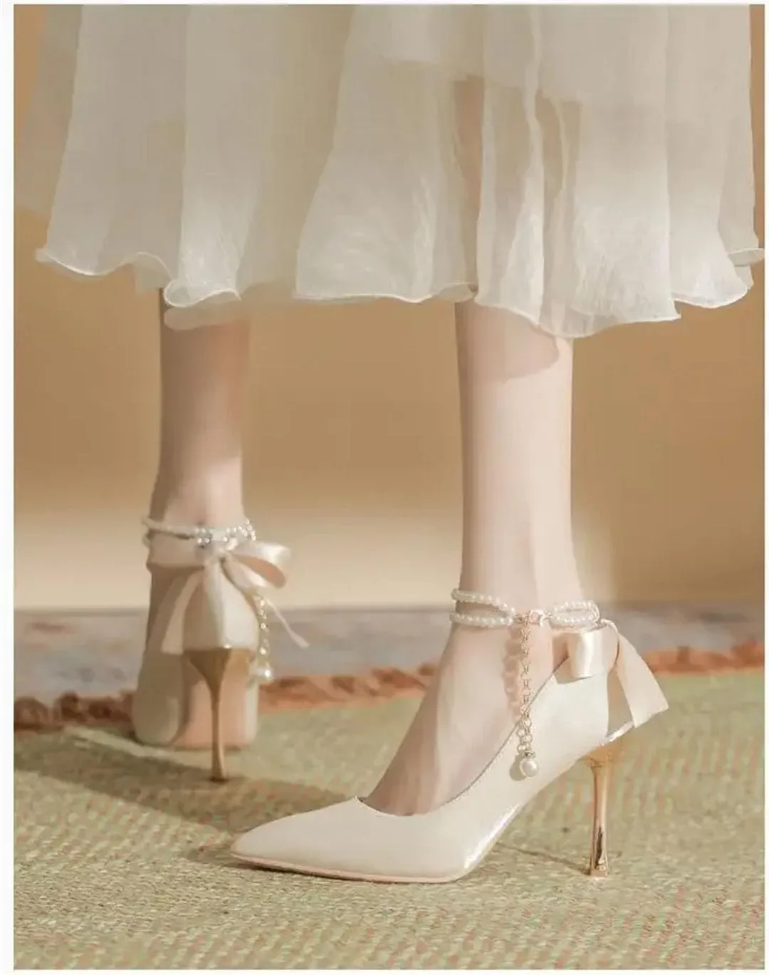 Women's Pointed Toe Stiletto Heel High Heels Wedding Party Shoes Embellished Slip-On Fashion Pump